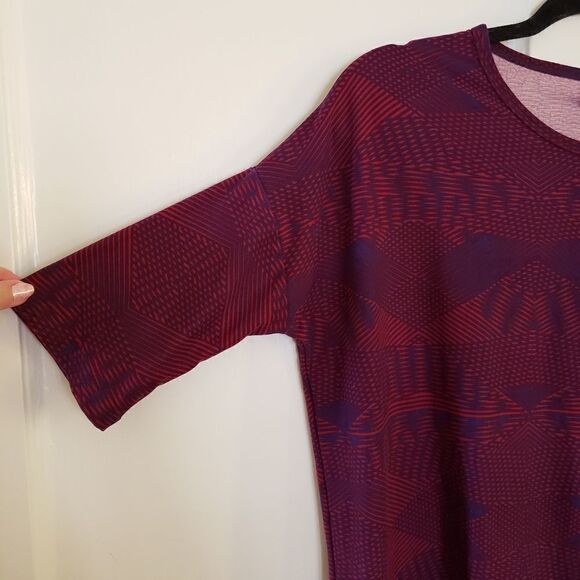 LuLaRoe Simply Comfortable Hi Low Patterned Top - Picture 3 of 7
